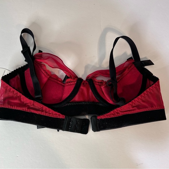 Bluebella Red and Black Lace Bra with Panties Set - Picture 12 of 15